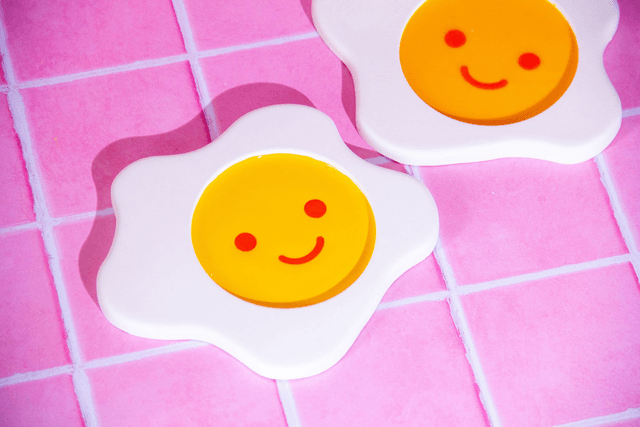 Smile Egg Coaster THETAMAGO