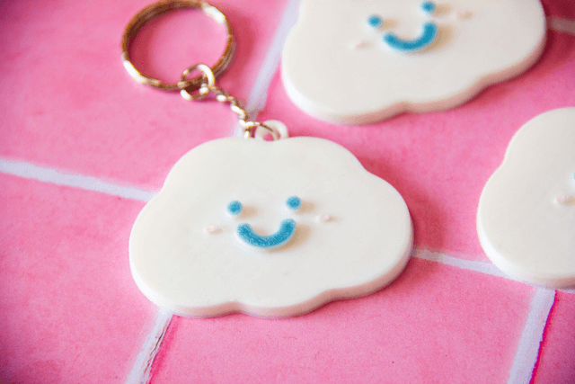 Smile Face Cloud Keyring -TheKUMO