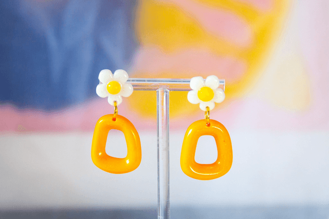 Retro Daisy Flower Earrings Orange